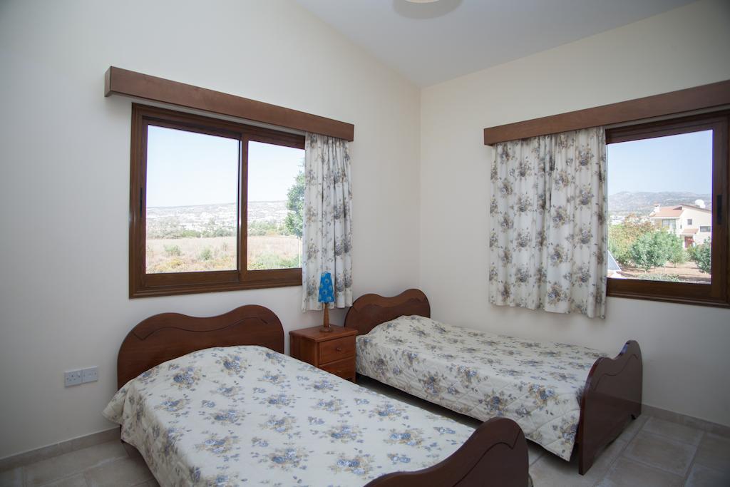 Villa Natasha Coral Bay Room photo