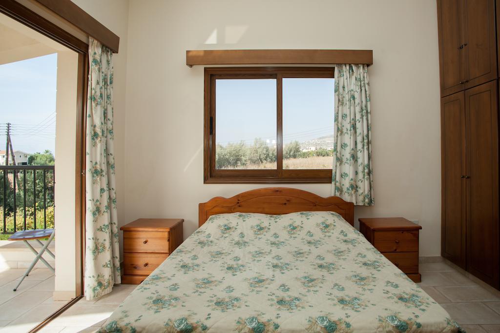 Villa Natasha Coral Bay Room photo